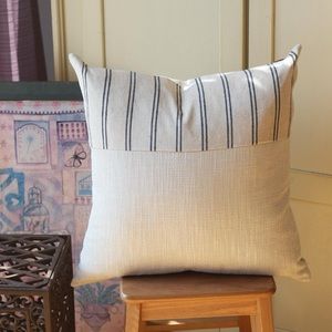 Cottage Pillow Cover, New with Tags